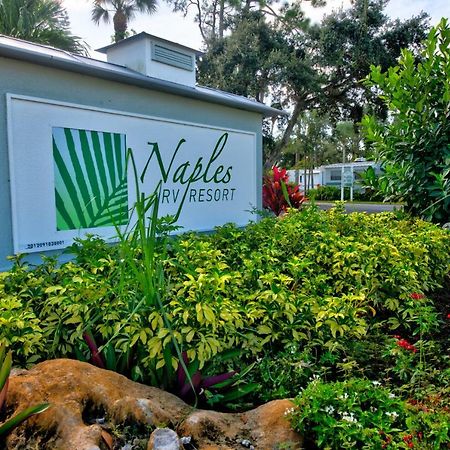 Naples Rv Resort Naples Manor ภายนอก รูปภาพ