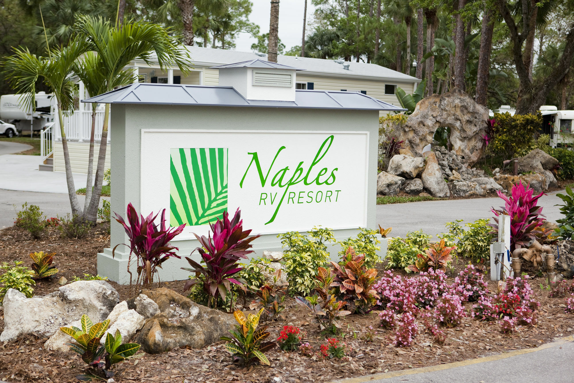 Naples Rv Resort Naples Manor ภายนอก รูปภาพ